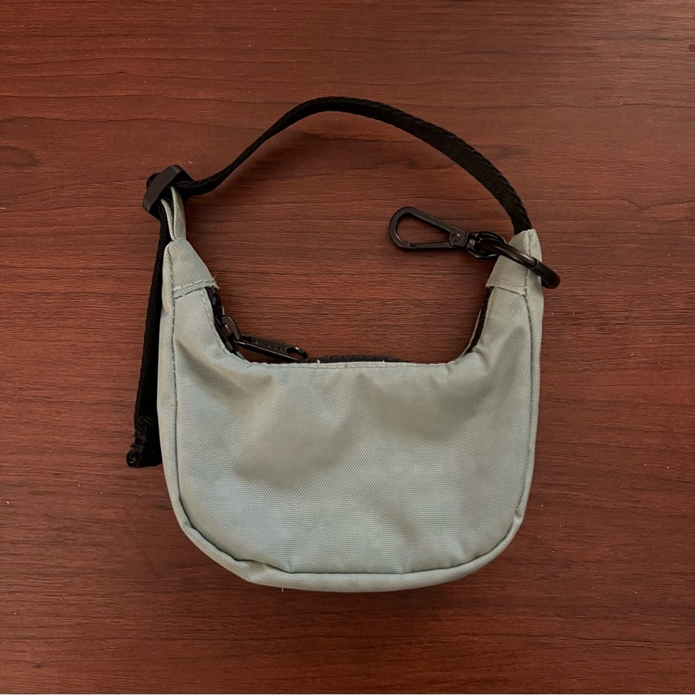Baggu Crescent mini charm seafoam